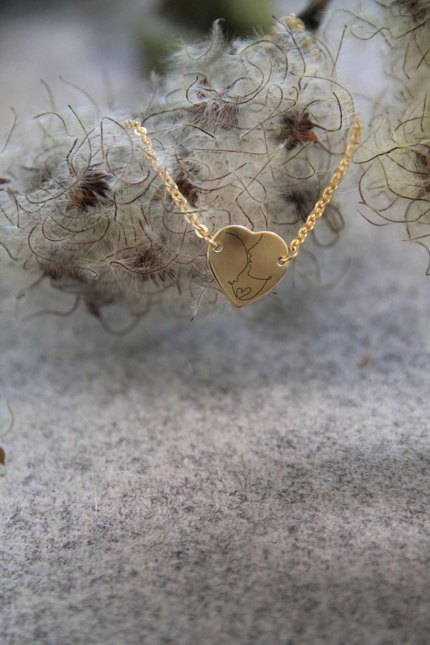 MEMORIES COLLECTION I ARMBAND MIT PLÄTTCHEN I 8 K GOLD