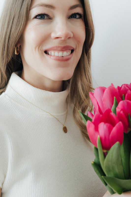 MOTHERS DAY EDITION I KETTE 8K GOLD mit Mama-Kind Zeichnung als Gravur