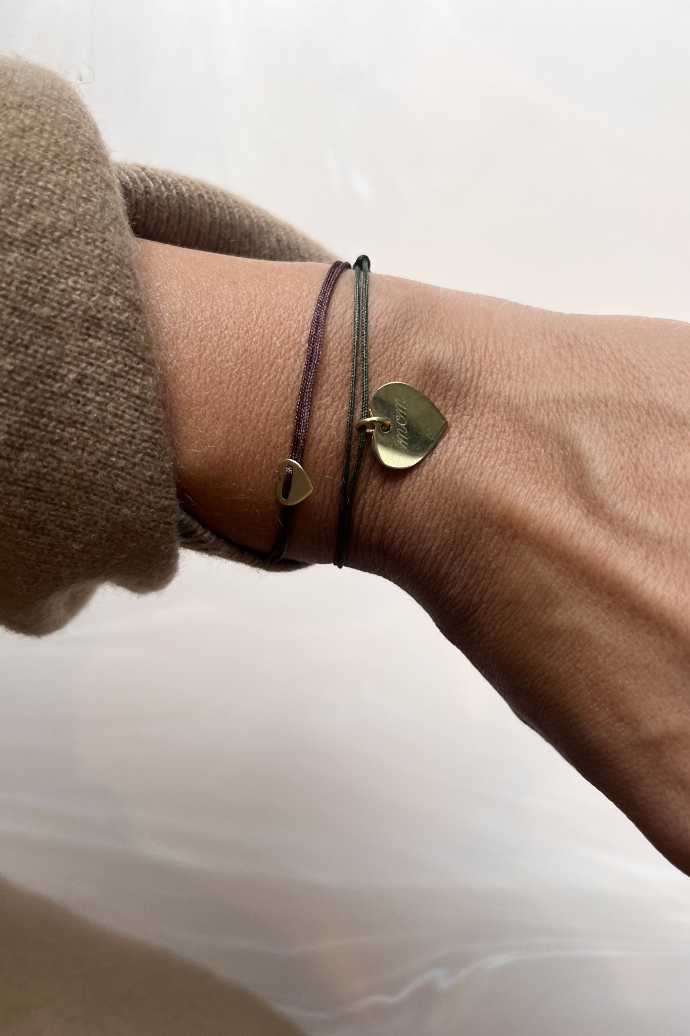 MYLOVE I STOFFARMBAND mit großem Herz als Anhänger I 8K GOLD