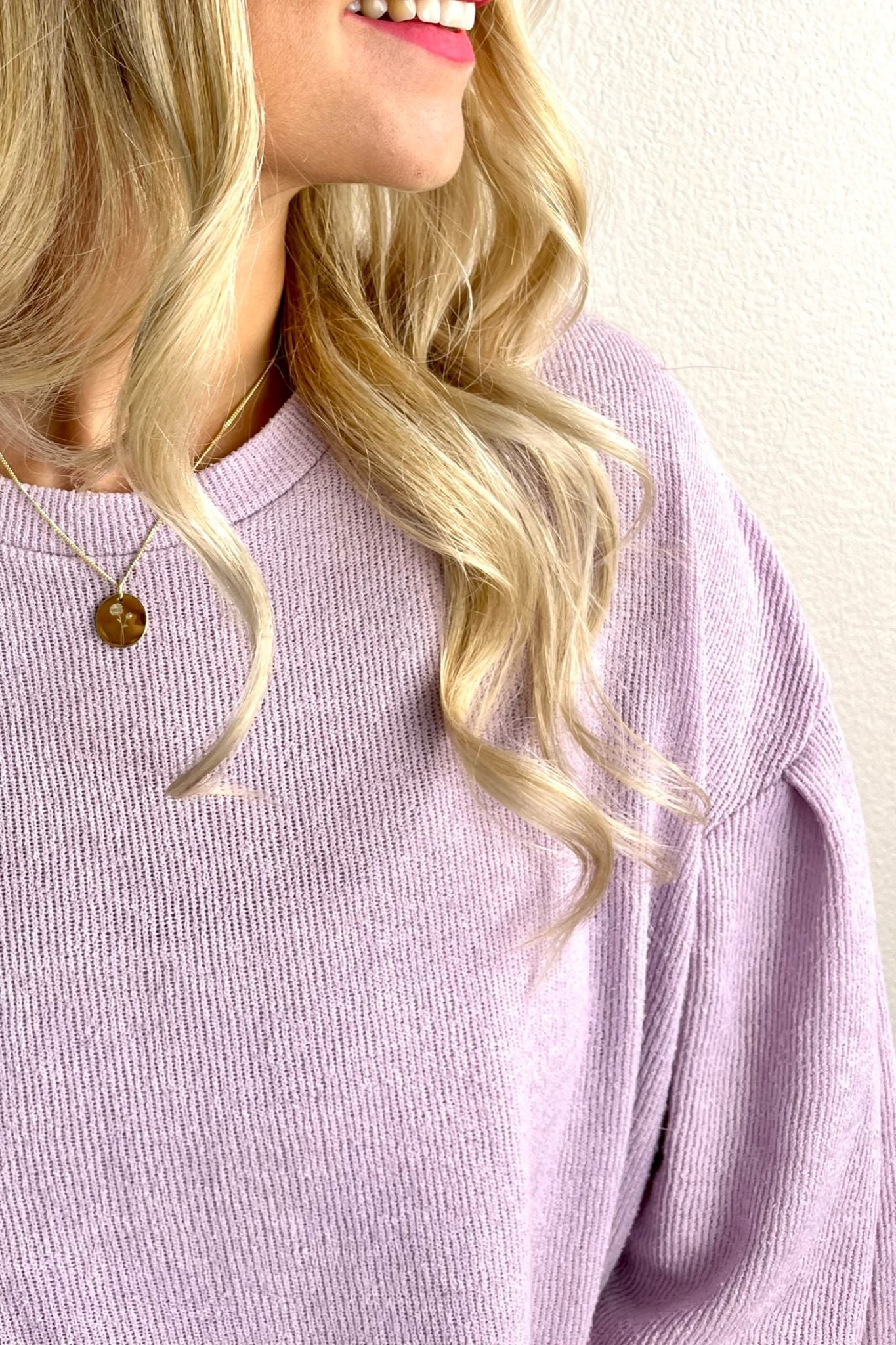 blooming GRACE I KETTE 8K GOLD MIT GEBURTSBLUME Lang, filigran mit großem Plättchen in 16 mm