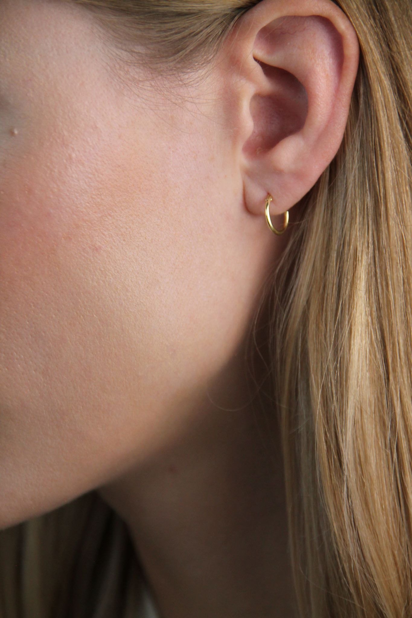 BASIC HOOP I OHRRING 8K GOLD klein, 11 mm