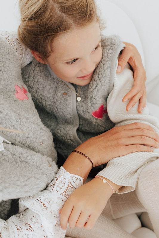 SPRING / SUMMER EDITION MYLOVE I LILA STOFFARMBAND mit eingefasstem Herz