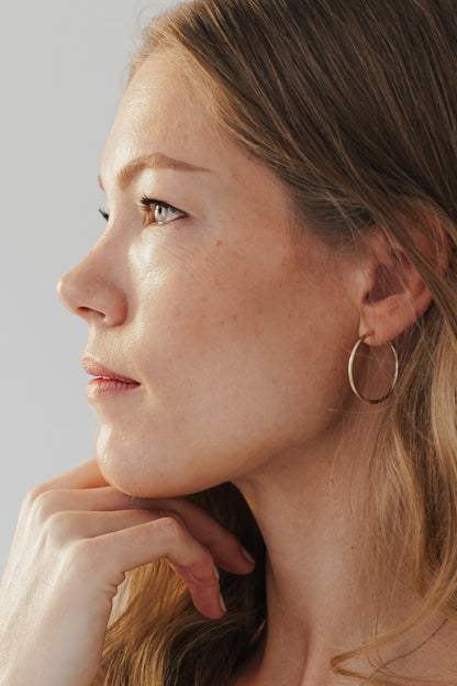 BASIC HOOP I OHRRING 8K GOLD groß, 30 mm