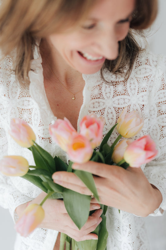 MINI CHARM RISE I Herz als Anhänger I 8K Gold