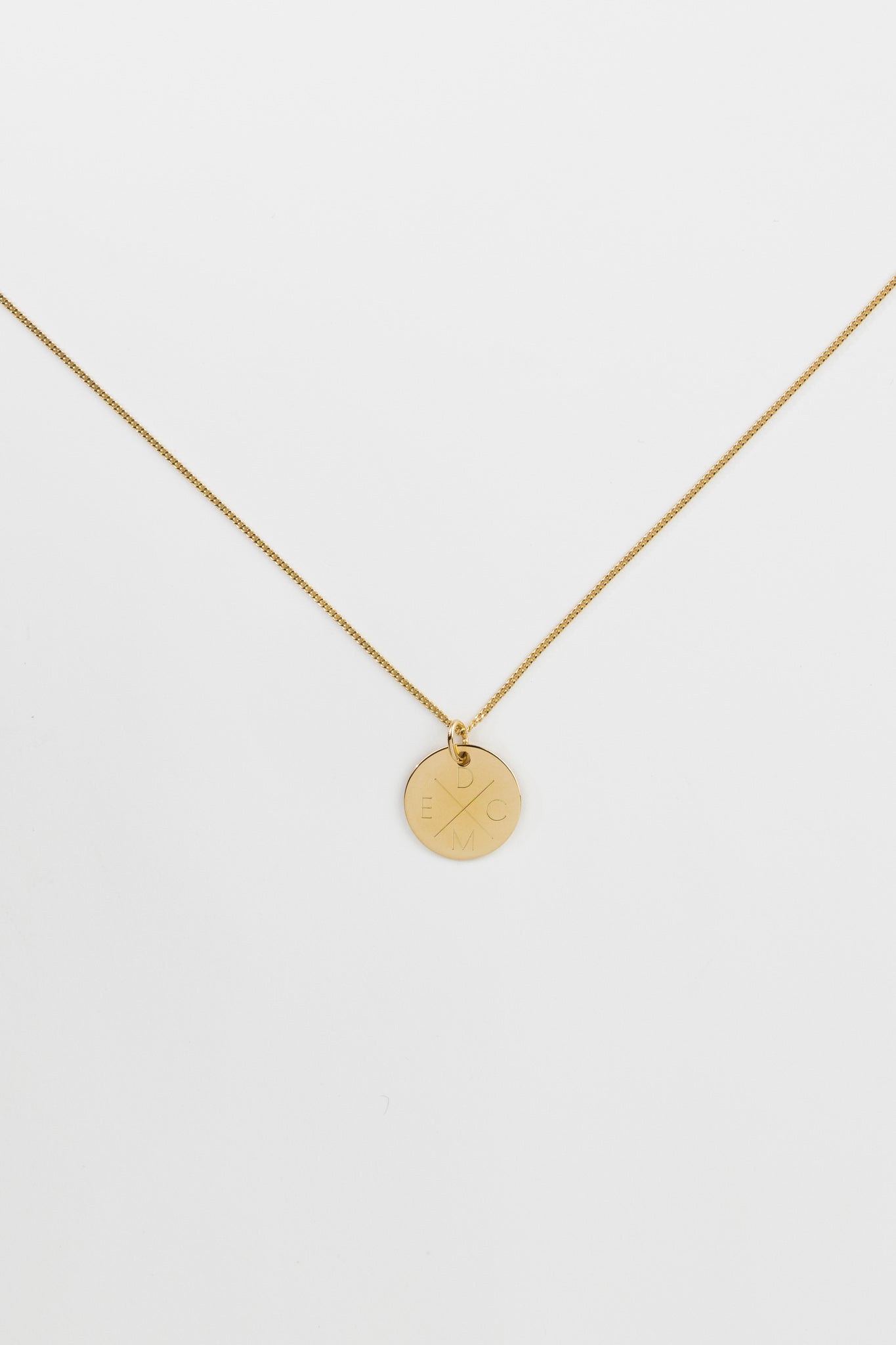 GLOW I KETTE 8K GOLD Mittellang, filigran mit mittelgroßem Plättchen in 14 mm