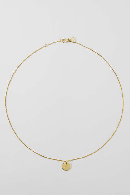 KIND I KETTE 8K GOLD Kurz, filigran mit kleinem Plättchen in 10 mm